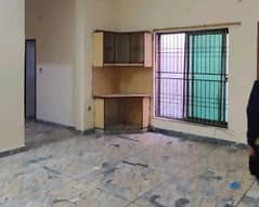 1 Kanal Upper Portion Up For rent In Model Town Link Road