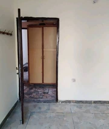 1 Kanal Upper Portion Up For rent In Model Town Link Road 20