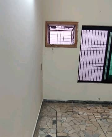 1 Kanal Upper Portion Up For rent In Model Town Link Road 23