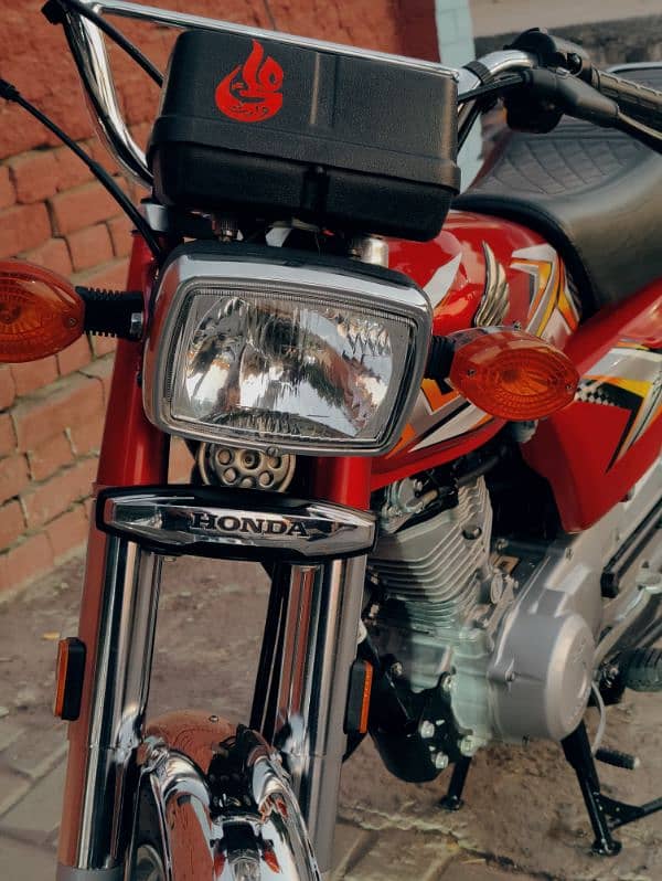 Excellent Honda CG 125 7