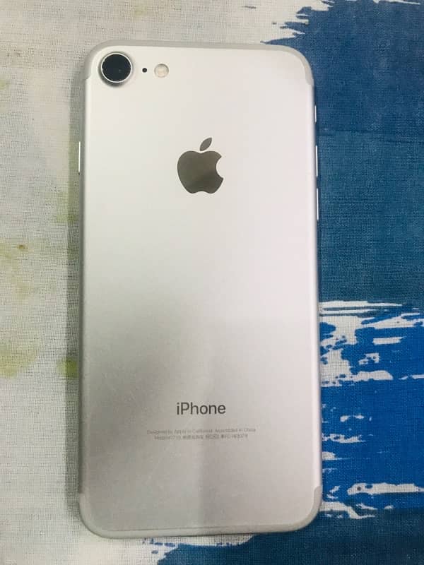 Iphone 7 32 GB ( non pta ) 1