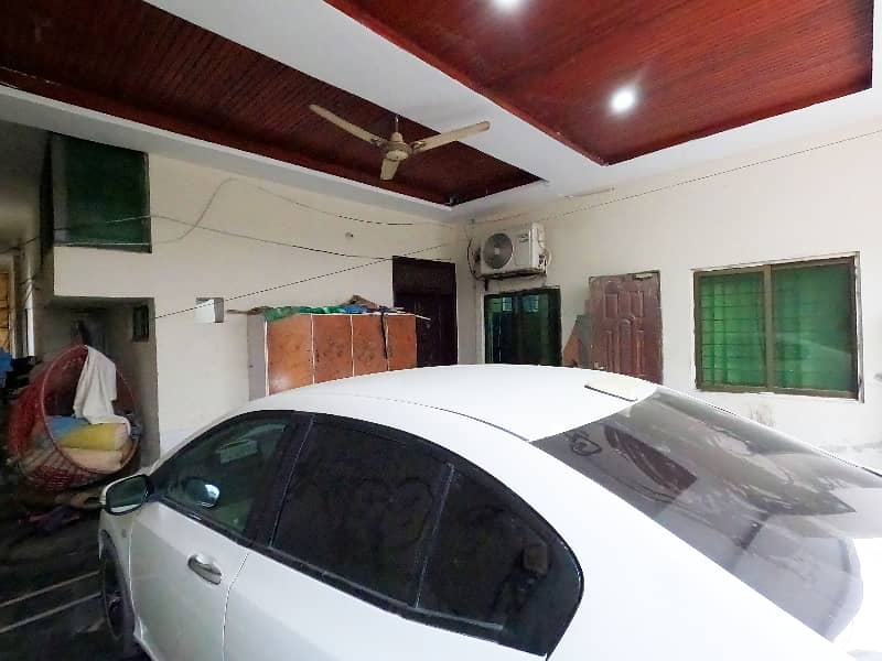 Reserve A Centrally Located Corner House In UMT Road 11