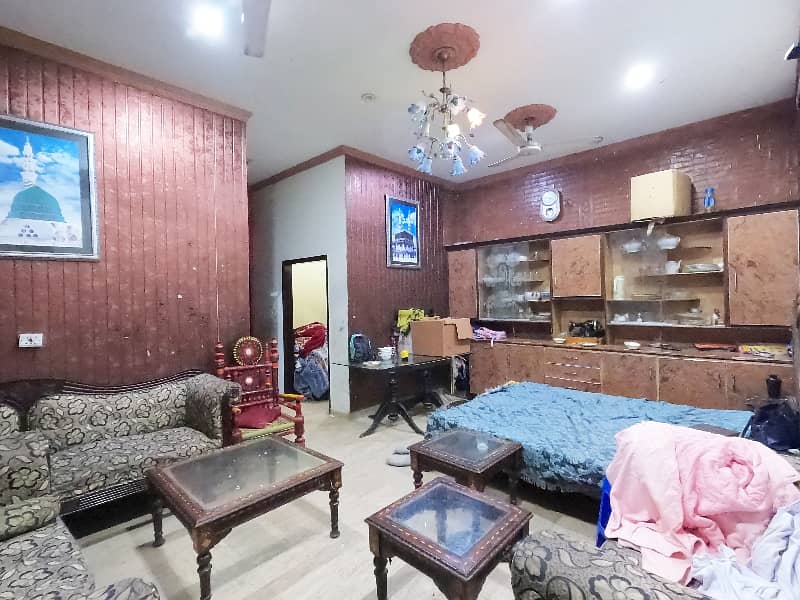 Reserve A Centrally Located Corner House In UMT Road 17