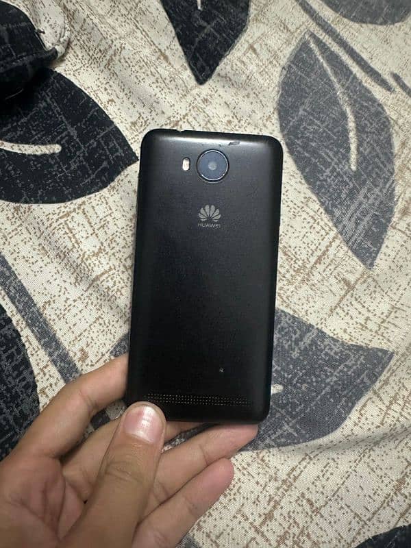 Huawei Y3 in Good condition 0