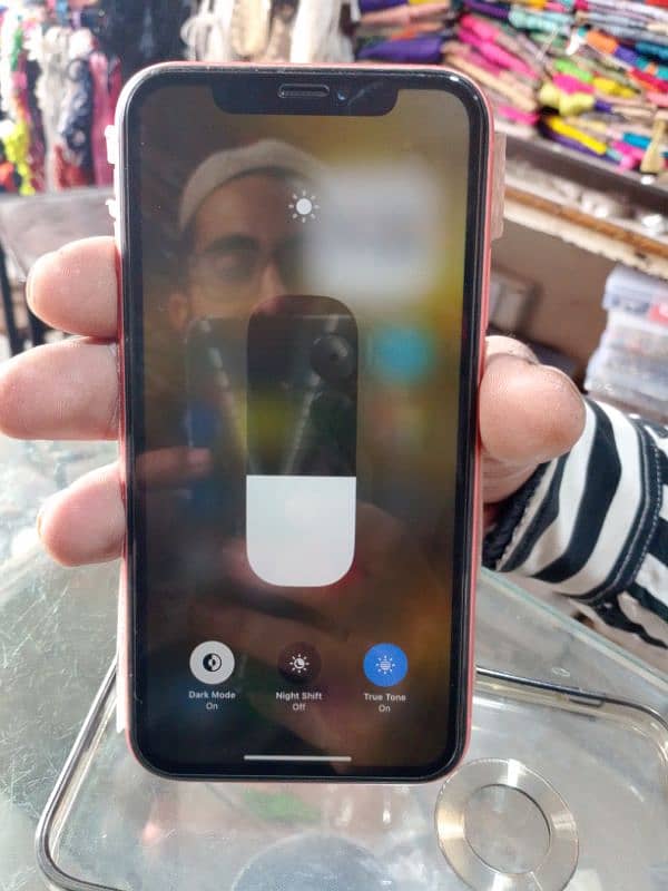 iphone XR 10by 10 condition 5