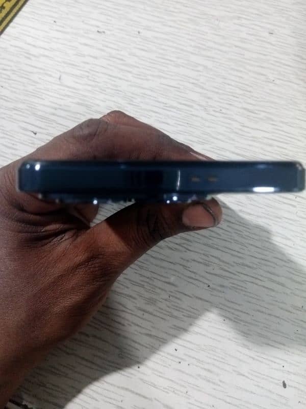 Infinix hot40 8+8.265 4