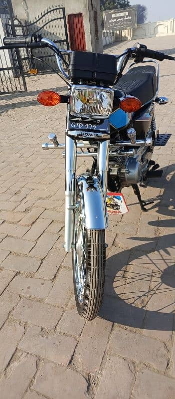 Honda CG125 5