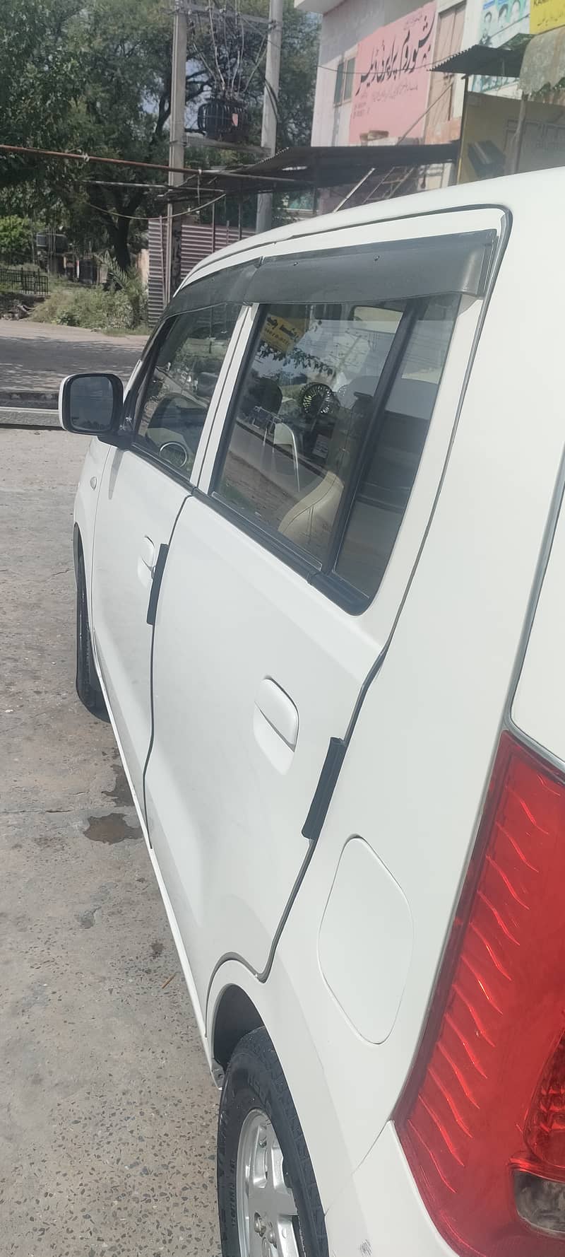 Suzuki Wagon R 2020 4