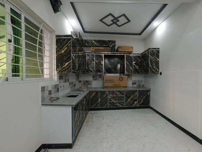 Corner House For Sale In Afshan Colony 16