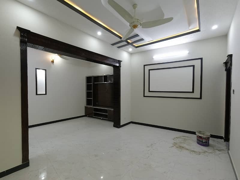 Corner House For Sale In Afshan Colony 20