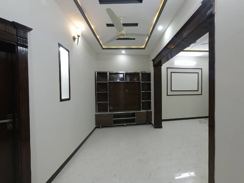 Corner House For Sale In Afshan Colony 26