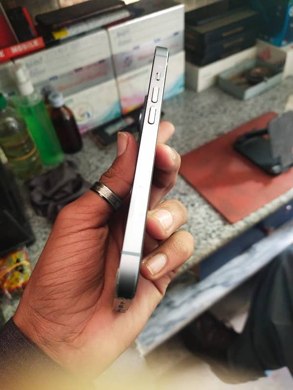 Iphone 14 bikul fresh peace ha 100 health orignal mobile 3