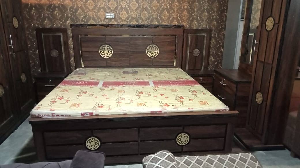 Bed / bed set / king size bed / wooden bed / double bed / poshish bed 13