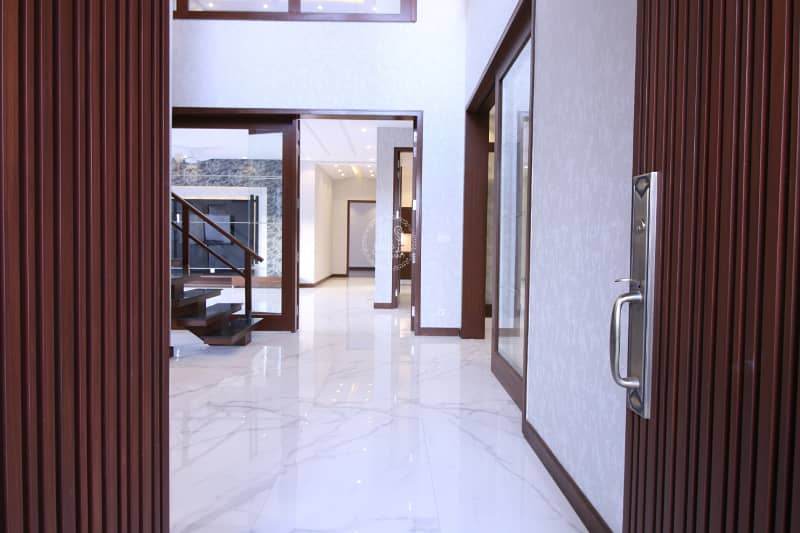 10 MARLA SLIGHTLY USED LUXURY MODERN DESIGN HOUSE FOR RENT IN DHA PHASE 6 TOP LOCATION 1