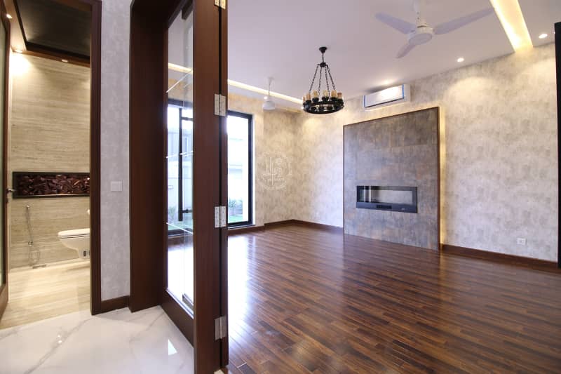 10 MARLA SLIGHTLY USED LUXURY MODERN DESIGN HOUSE FOR RENT IN DHA PHASE 6 TOP LOCATION 5