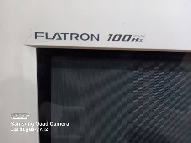 LG Flatroon 1