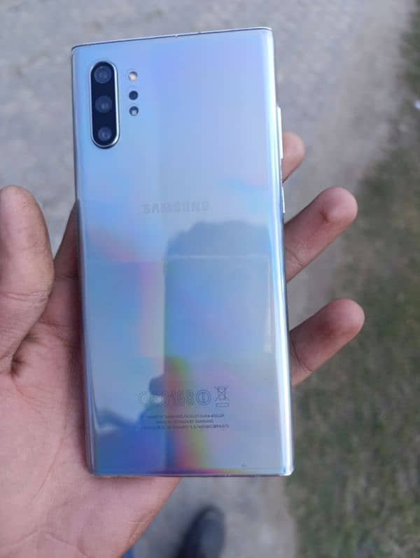 Samsung note 10 plus 5g 12 GB ram 256 memory 5