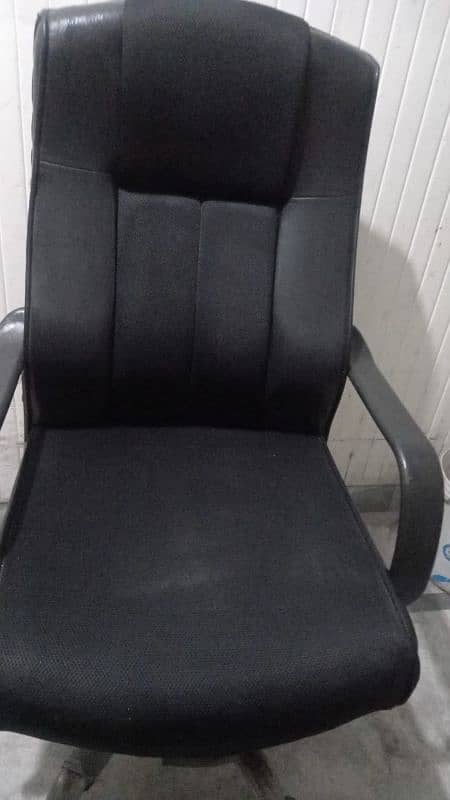 Executive BOSS Chair 0