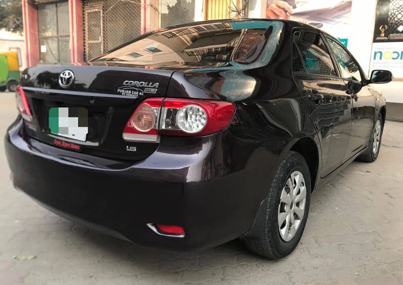 Toyota Corolla GLI Auto 2013 4