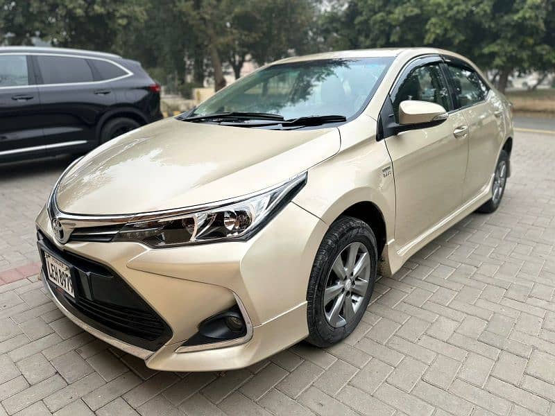 Toyota Corolla Altis 2015 12