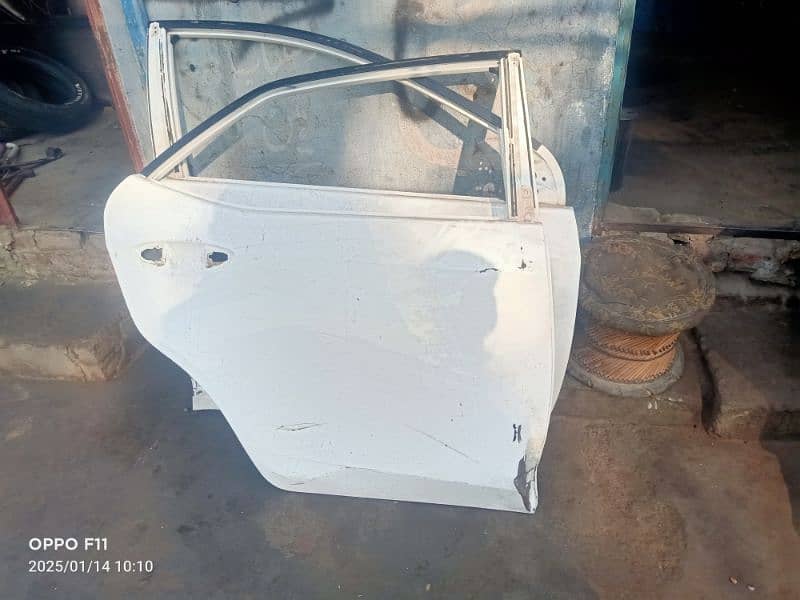 Toyota Grande front right doors 1