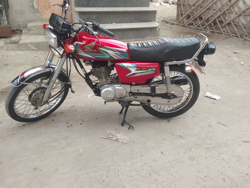 Honda 125 he for sell urgent 03154852353 0