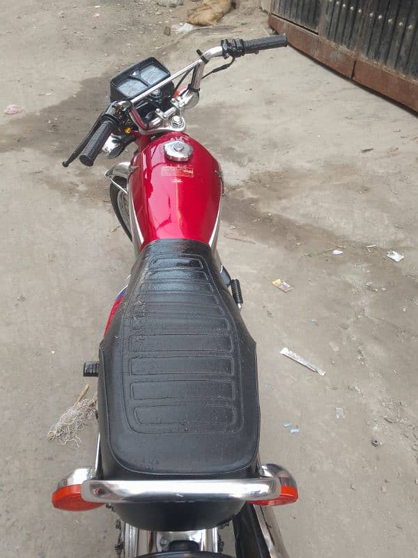 Honda 125 he for sell urgent 03154852353 4