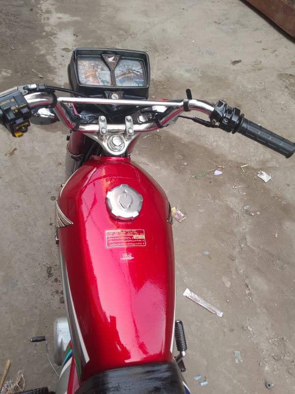 Honda 125 he for sell urgent 03154852353 11