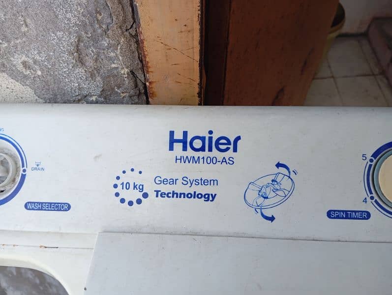 Haier 10kg Twin Tub Washing Machine HWM-100AS 4