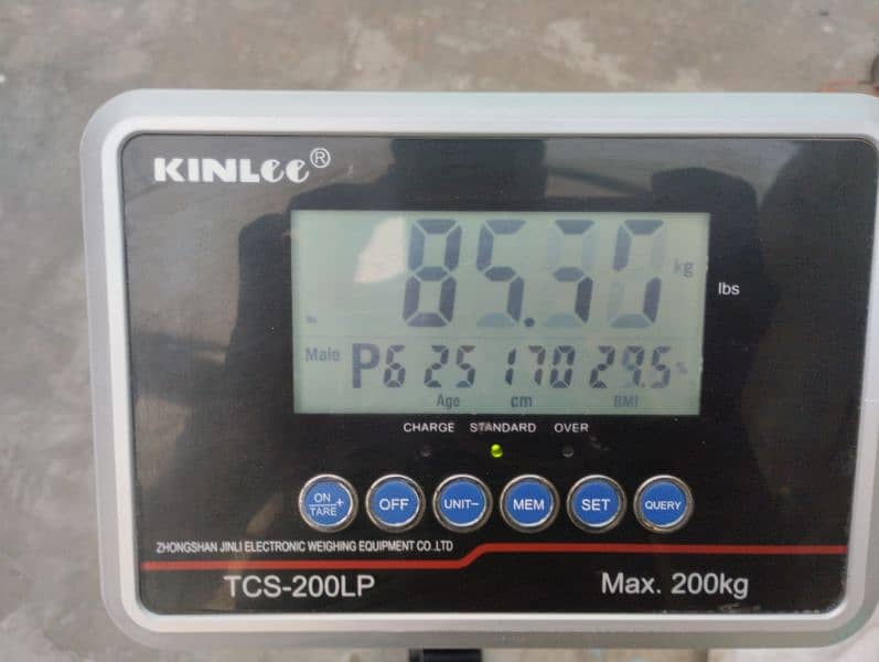 digital weight machine 6