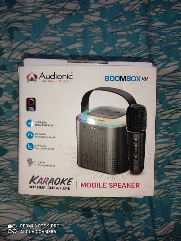 Audionic BoomBox101 with mic 2