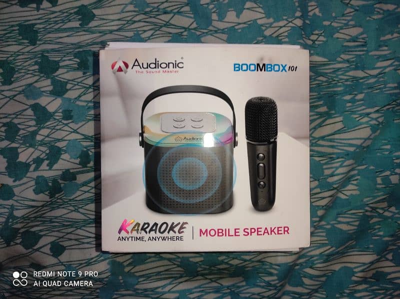 Audionic BoomBox101 with mic 4