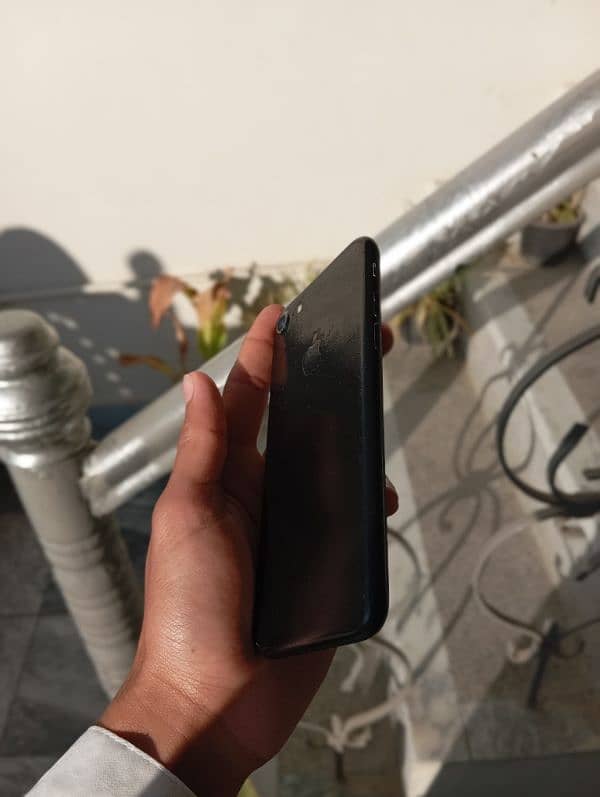 Iphone 7 Urgent For Sale (non PTA) 0