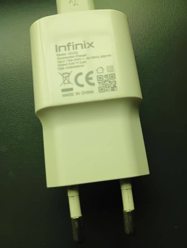 Infinix Hot 10 mobile for sell. 3