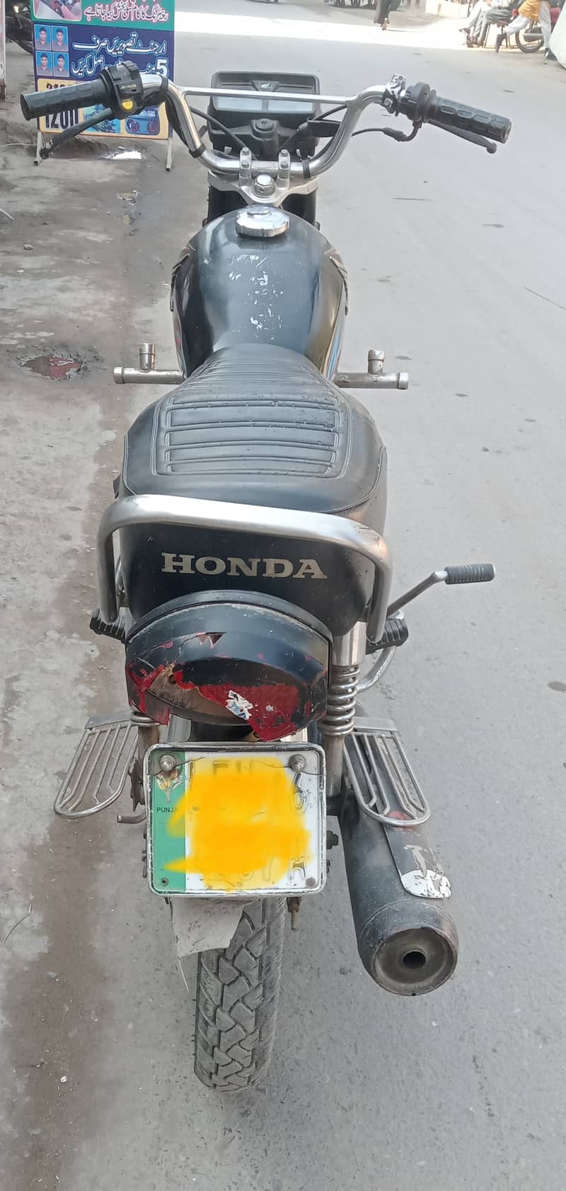 Honda 125cc black 2