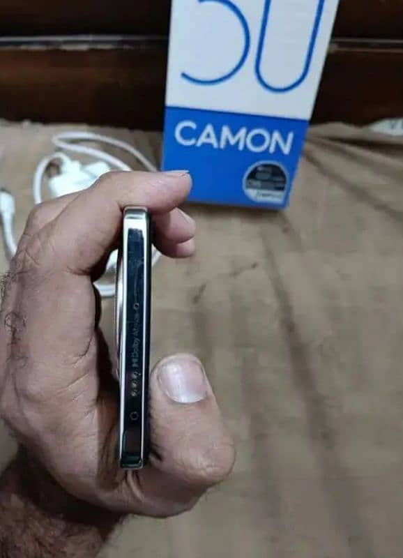 Tecno camon 30 (12+12gb ram 256 storage) 5