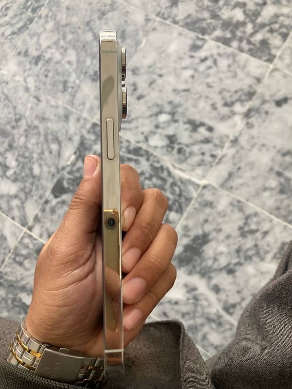 iPhone 14 Pro Max 1Tb Non Pta 3