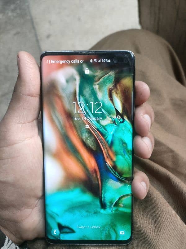 samsung s10plus 8/128 official approved with box 2