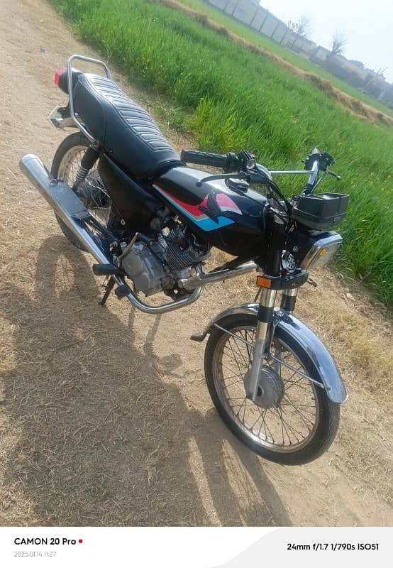 Honda 125 for sale . 3