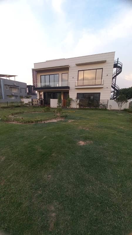 Bahria Town Phase 8 35 Marla House 23 Marla Construction And 12 Lawn Back Open 25