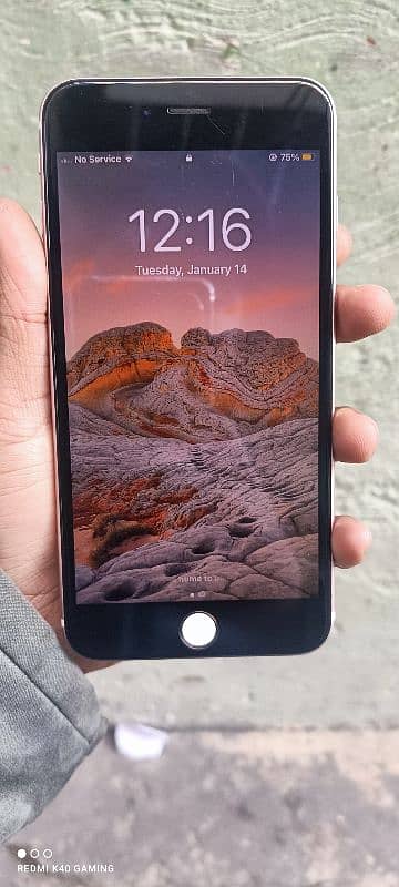 iPhone 6s plus good working 64gb 2