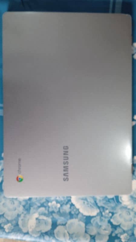 Samsung Chrome Book 1