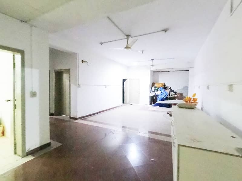 Prime Location 2 Kanal House In Central Johar Town For sale 29