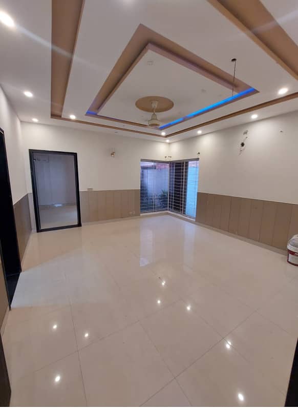 Beautiful 10 Marla 4 Bed House For Rent at Divine Gardens Airport Road Near Dha Phase 8 ( Less then Market Price ) 1