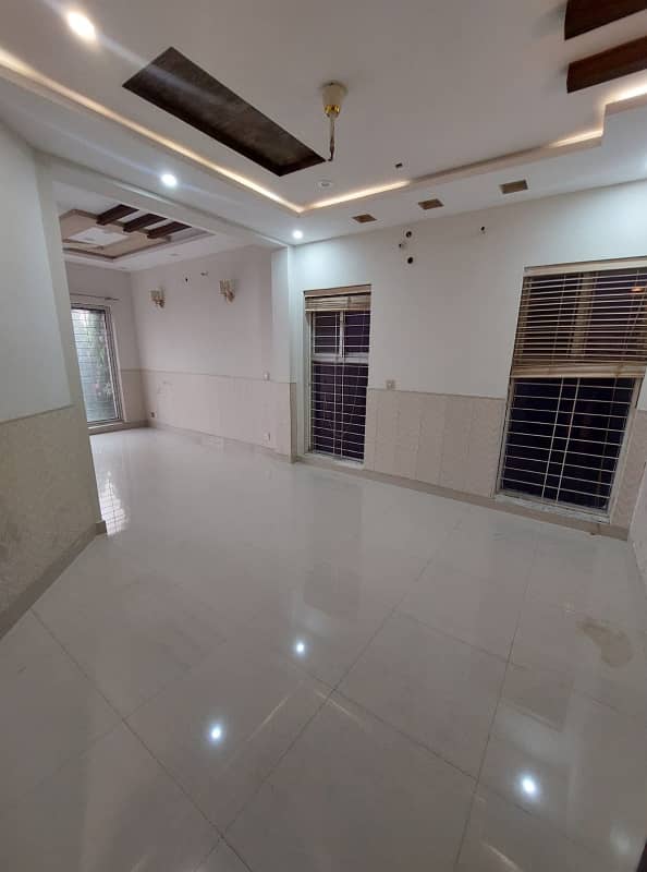 Beautiful 10 Marla 4 Bed House For Rent at Divine Gardens Airport Road Near Dha Phase 8 ( Less then Market Price ) 3