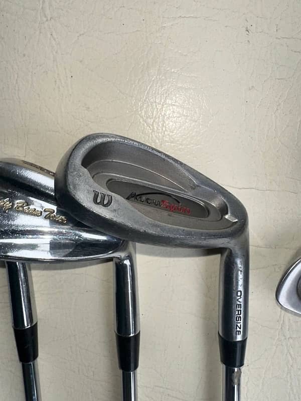 Golf Sticks Irons Drivers Wedge Sand Bag Wilson & Executive 2