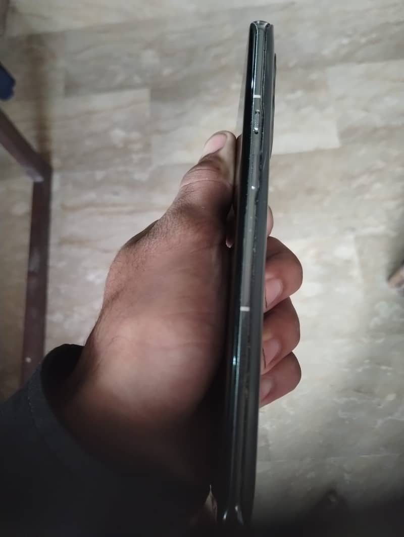 One plus 9 pro minor dot 2