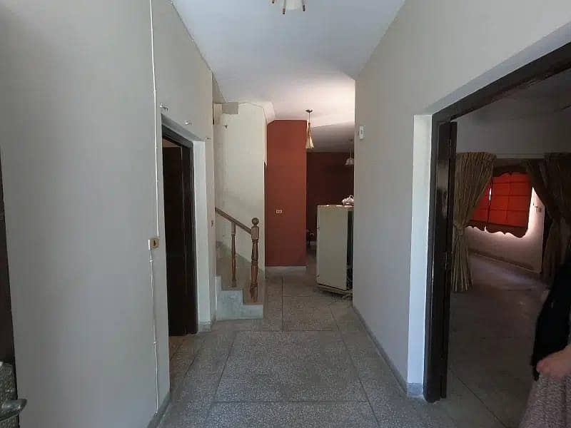 Good 311 Square Yards House For Sale In DOHS Phase 2 10