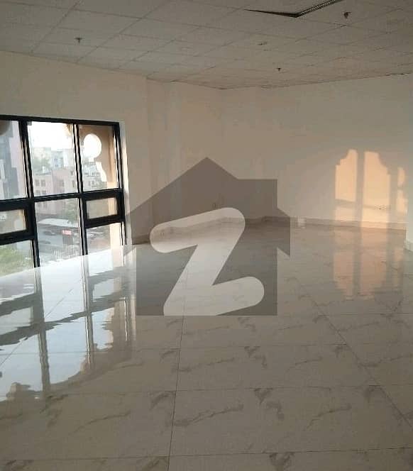 Al Haider Property Offer 300sq Feet Commercial Office Available For Rent In Grand Square Mall Gulburgh 3 Near Kalma Chok Opposite CBD 2