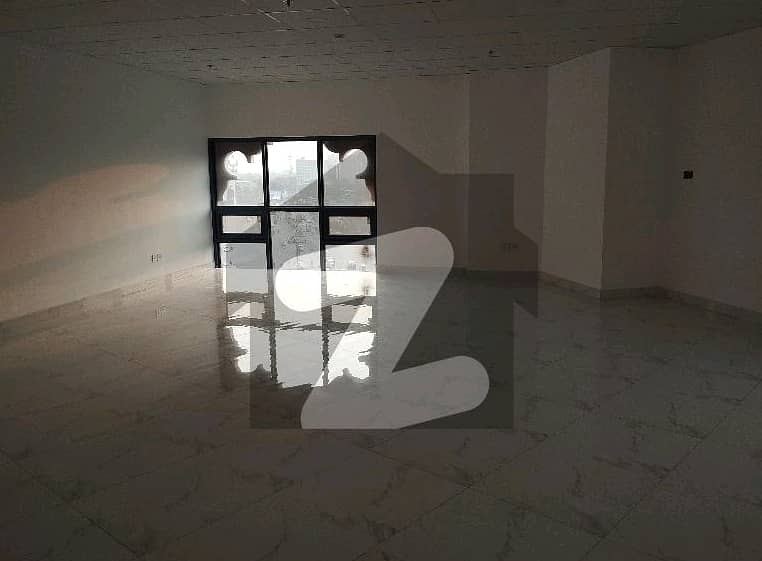 Al Haider Property Offer 300sq Feet Commercial Office Available For Rent In Grand Square Mall Gulburgh 3 Near Kalma Chok Opposite CBD 3